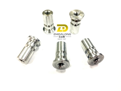 显示屏箱体定位梢有牙